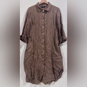 Baci Elegant Brown Button-Up Dress